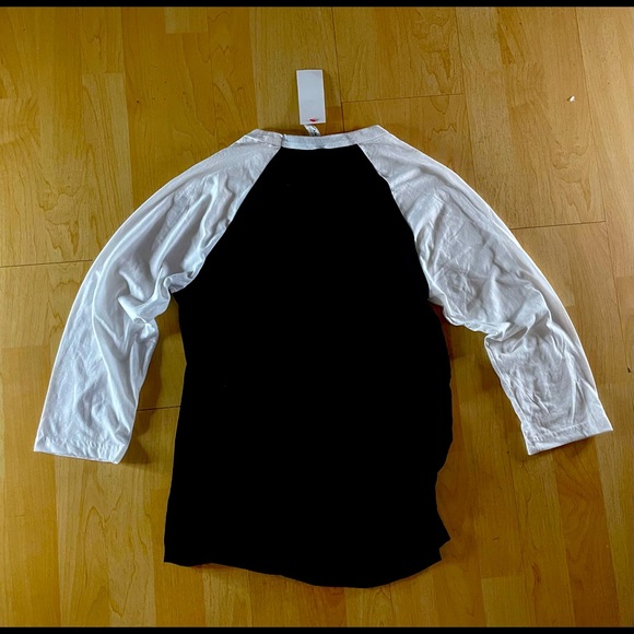 Amy Winehouse Baseball Style Shirt - Picture 3 of 3